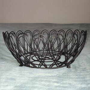 Metal Basket Flower Design Black Iron Bread Fruit Kitchen Storage Dinner